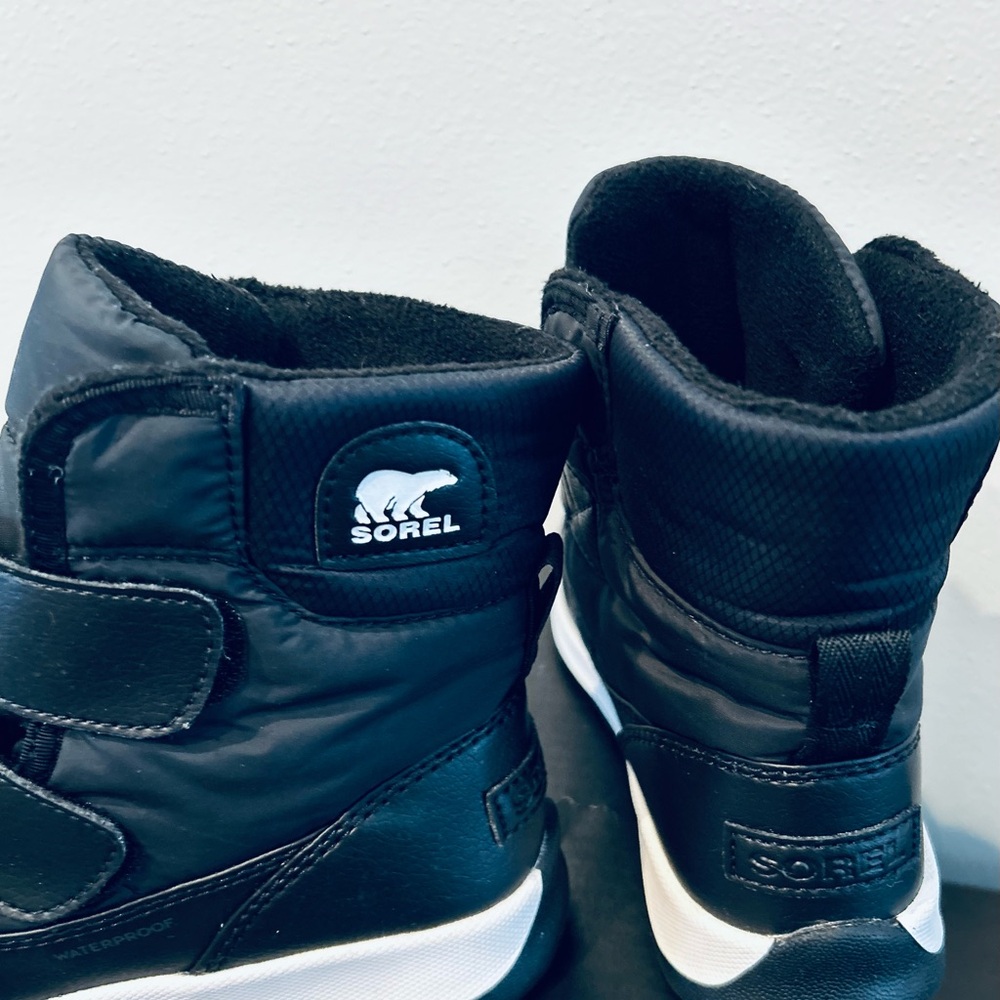 Like New Sorel Kids Black and White Waterproof Boots